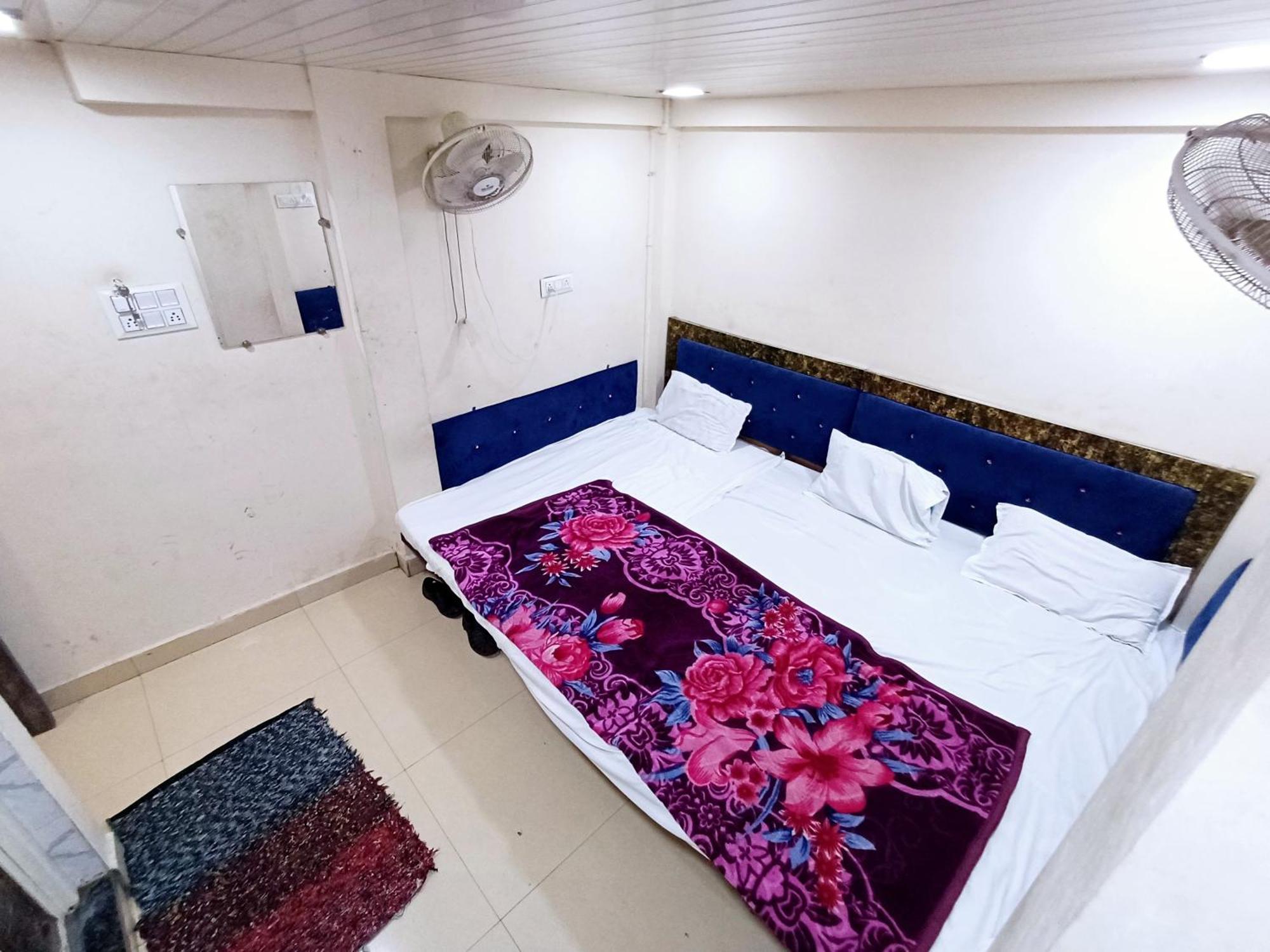 Hotel Blue Tower Inn อุจเจน ภายนอก รูปภาพ