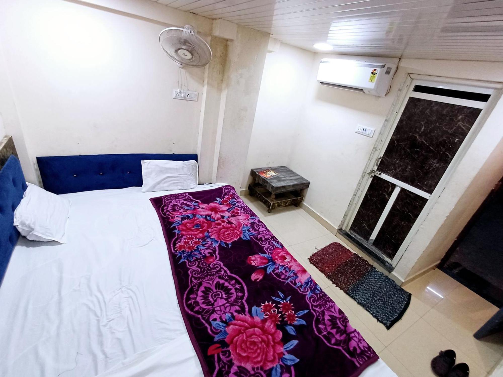 Hotel Blue Tower Inn อุจเจน ภายนอก รูปภาพ