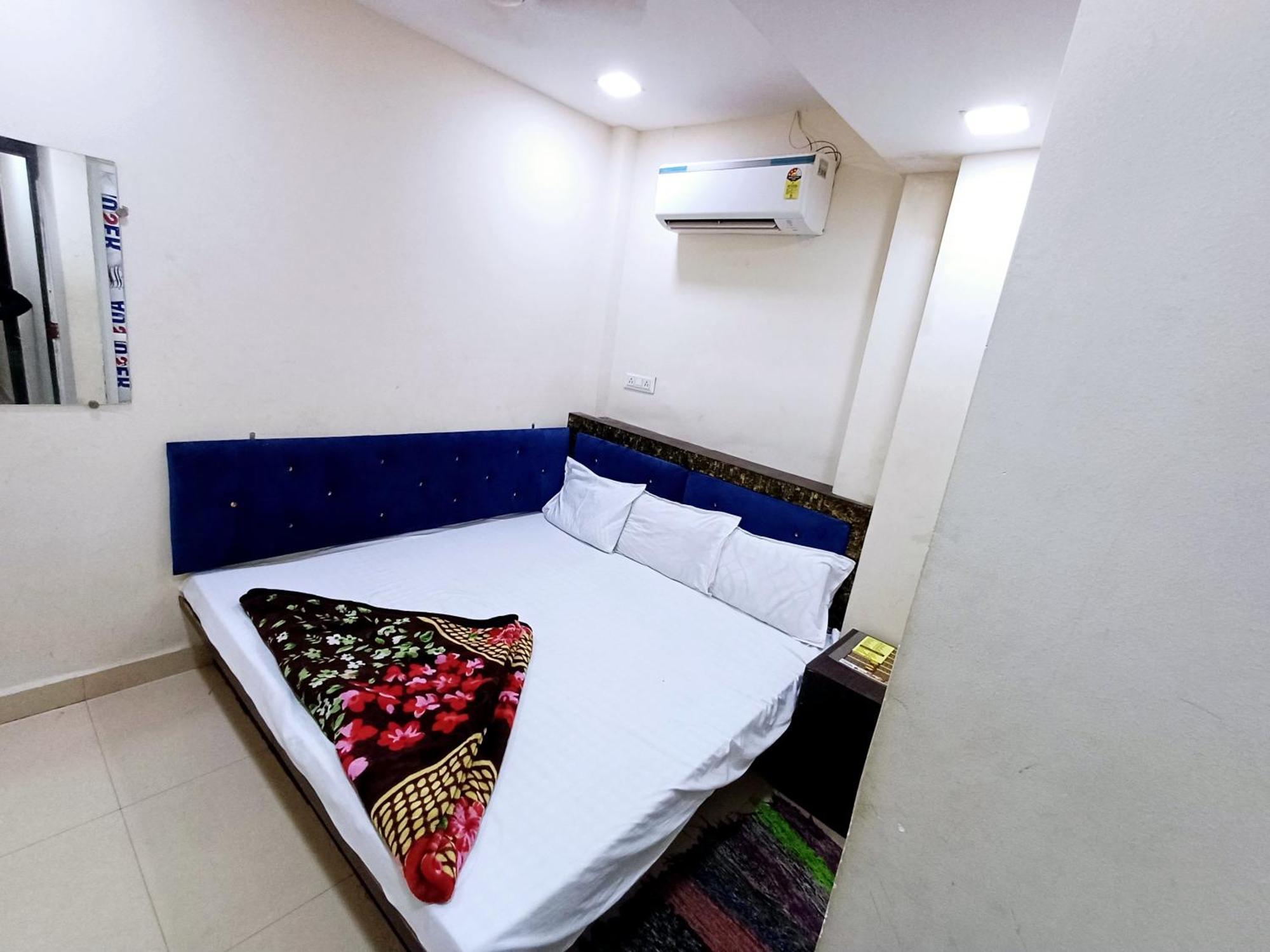 Hotel Blue Tower Inn อุจเจน ภายนอก รูปภาพ
