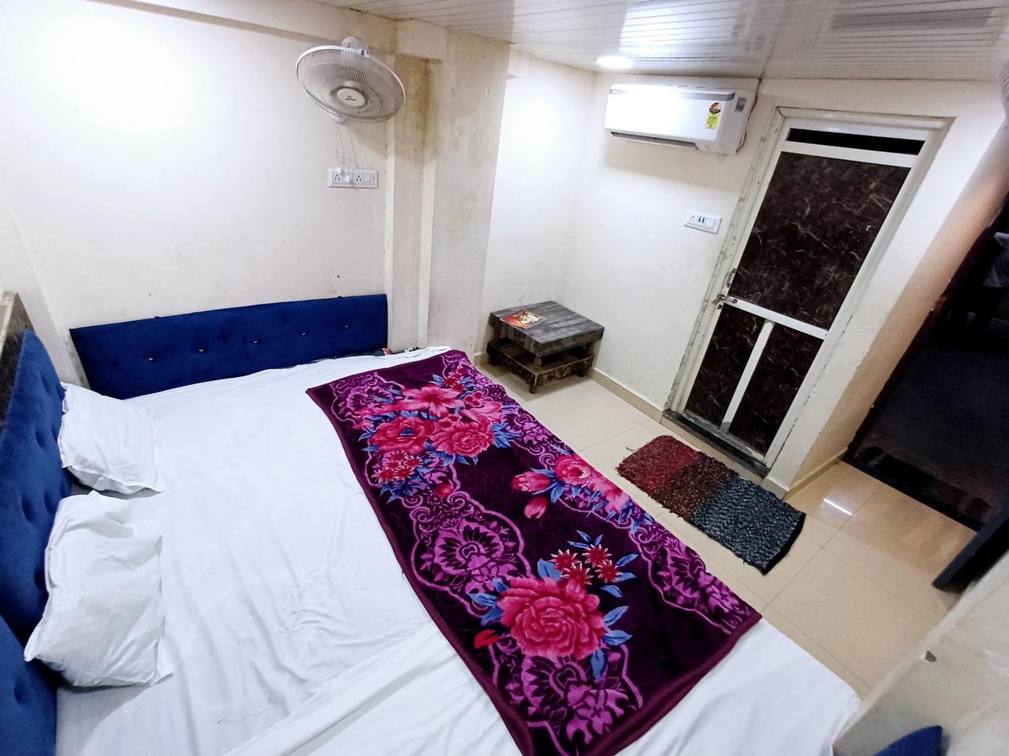 Hotel Blue Tower Inn อุจเจน ภายนอก รูปภาพ
